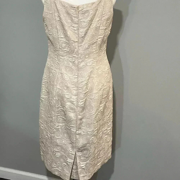 Evan Picone size 12 cream/beige tapestry style with golden sparkle EUC - Picture 16 of 16